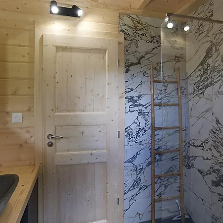 Caroubier - Avec Vue Montagne La Bresse