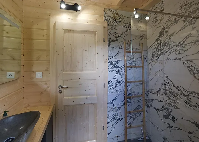 Caroubier - Avec Vue Montagne La Bresse