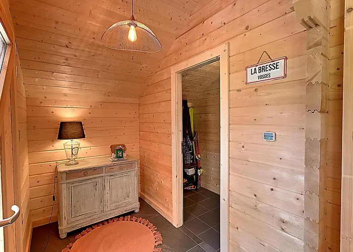 Caroubier - Avec Vue Montagne *